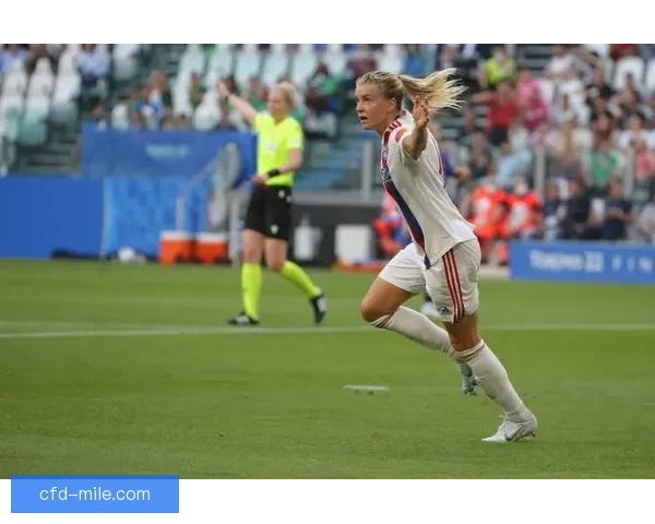 塞尔玛巴查继续统治里昂女足左路 成为最强助攻王